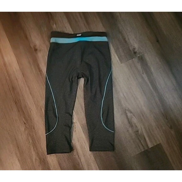 Activ8 Workout Capri Legging Womens Size Small Gray Green - Picture 2 of 5